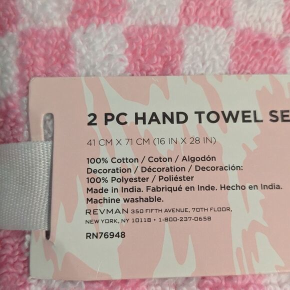 New Betsey Johnson Pink and White Checkered Hand Towel Set NWT - Picture 7 of 7
